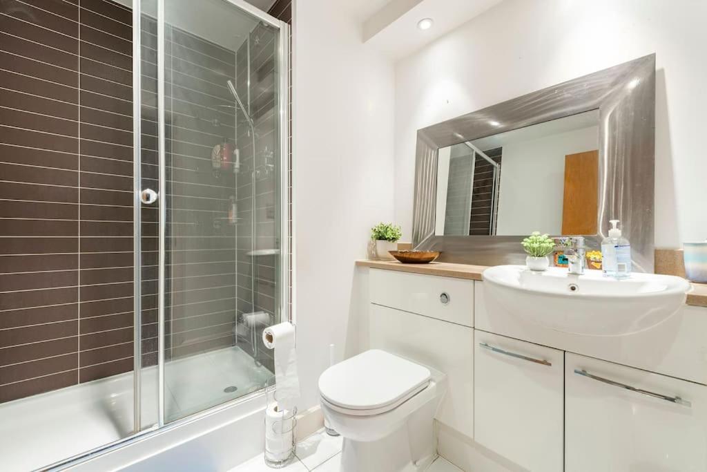 London Skylineviews 2 Bed 2 Bath Flat Near Canary Wharf, O2 & Excel Exterior foto